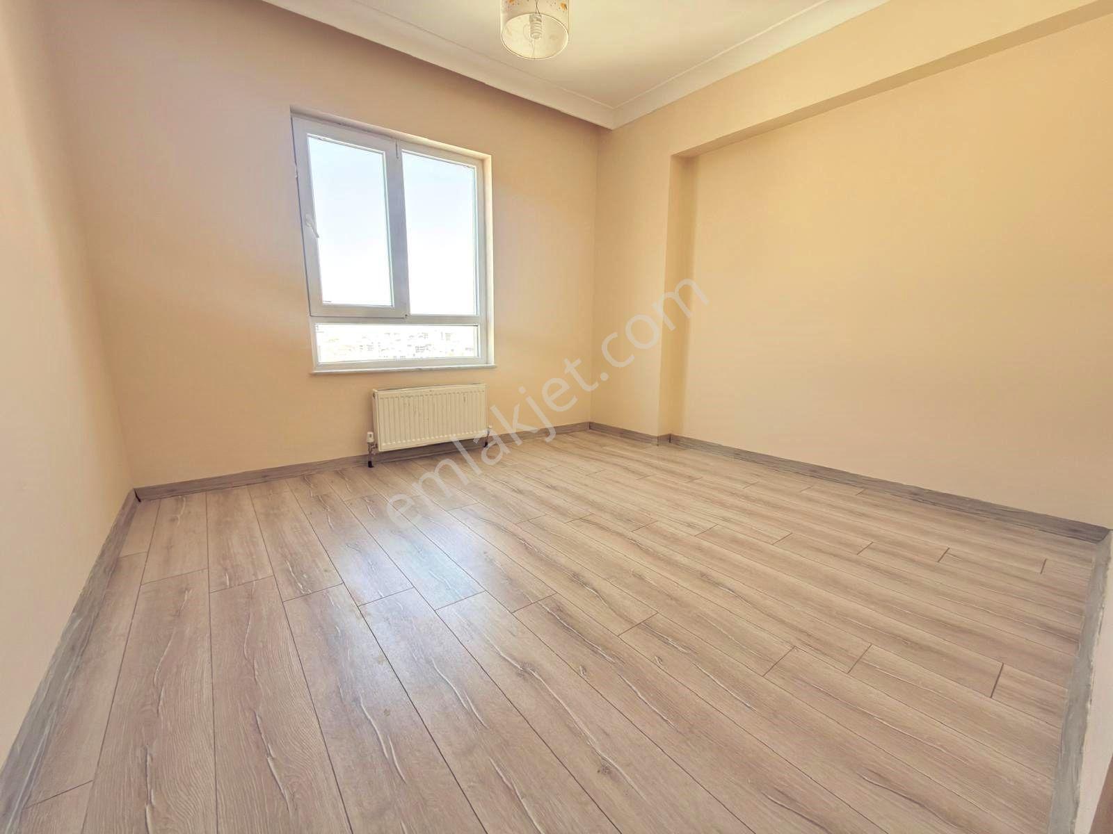 **yıldız'dan 7/24 Güvenlikli Sitede Merkezde Çift Balkon 3.5+1* - Görsel 23