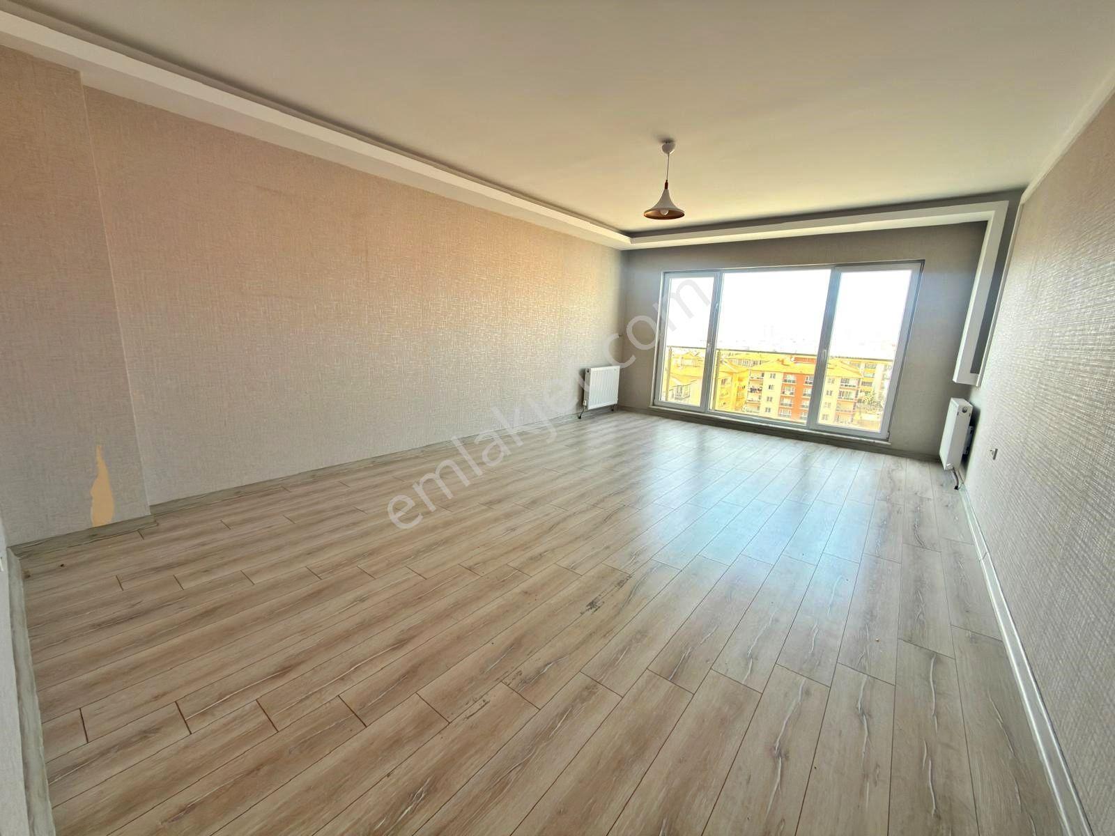 **yıldız'dan 7/24 Güvenlikli Sitede Merkezde Çift Balkon 3.5+1* - Görsel 16