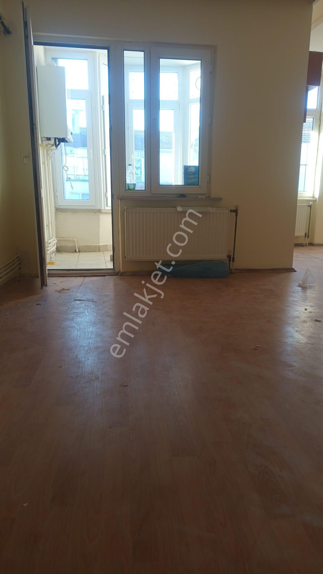 Neron Gayrimenkul'den Çarşının Göbeğinde Kiralık Ofis Veya Daire - Görsel 6