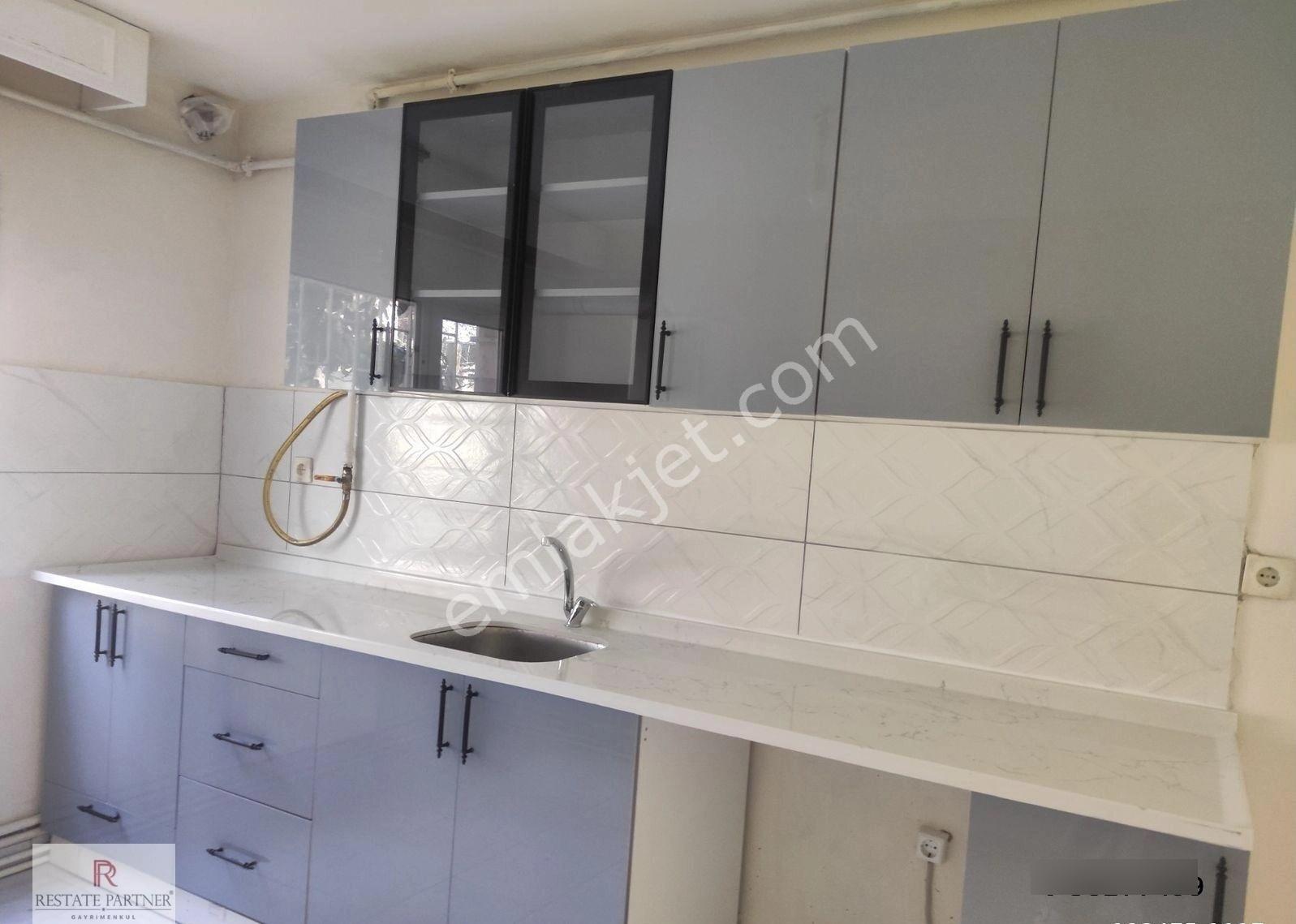 Ataşehir Acarlar Sitesinde 2+1 Kiralık Yeditepe Üniversitesi Yakını