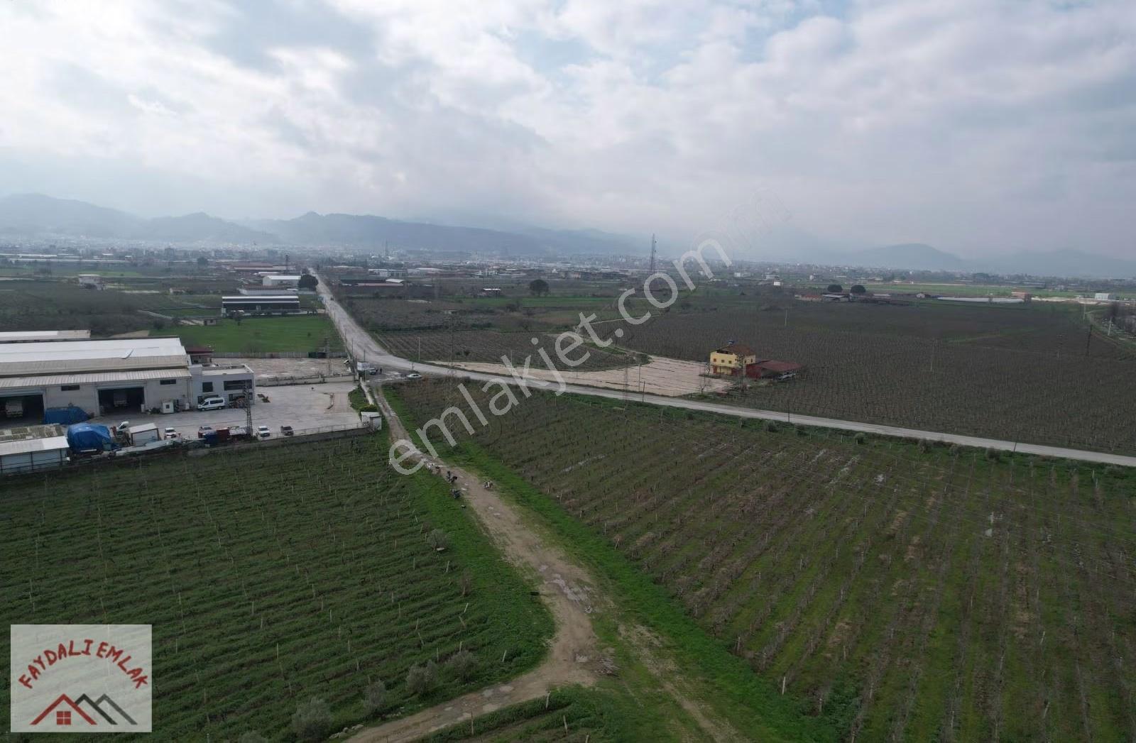 Salihli'de 31.250m² Ticari Depo İmarlı, Yol Cepheli Arazi - Görsel 2
