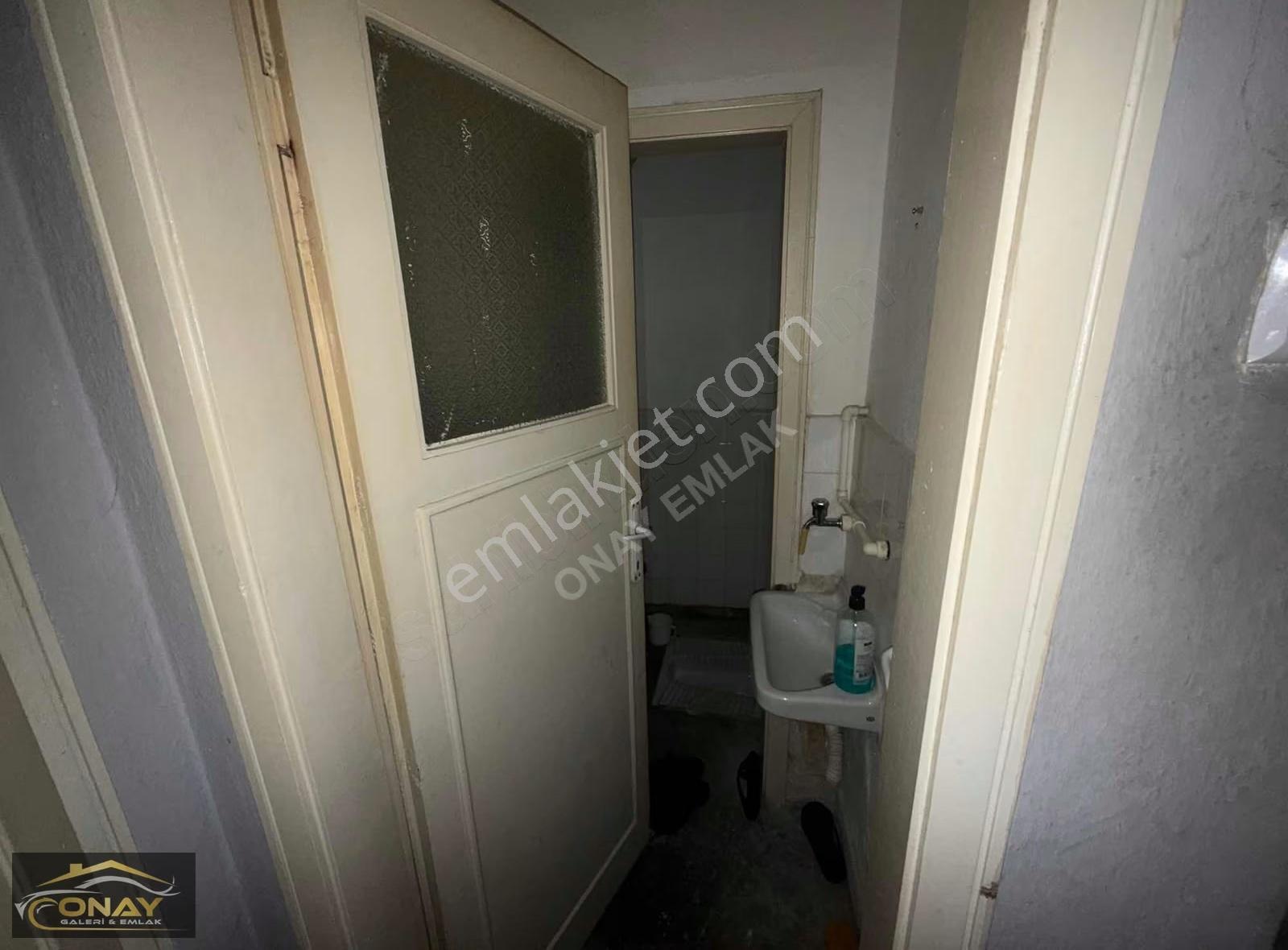 Onay Emlak'tan 2+1 Eşyalı Kiralık Daire - Görsel 2