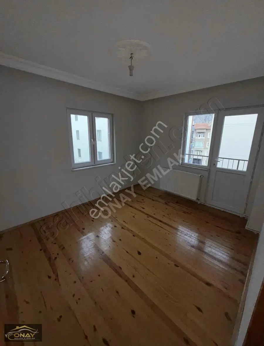 Onay Emlak' Tan Kiralık 3+1 Daire - Görsel 4