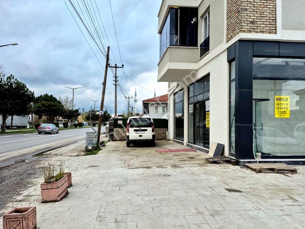 Adapazarı Merkezde Kiralık 640 M² Geniş Kullanımlı Köşe Dükkan - Görsel 5