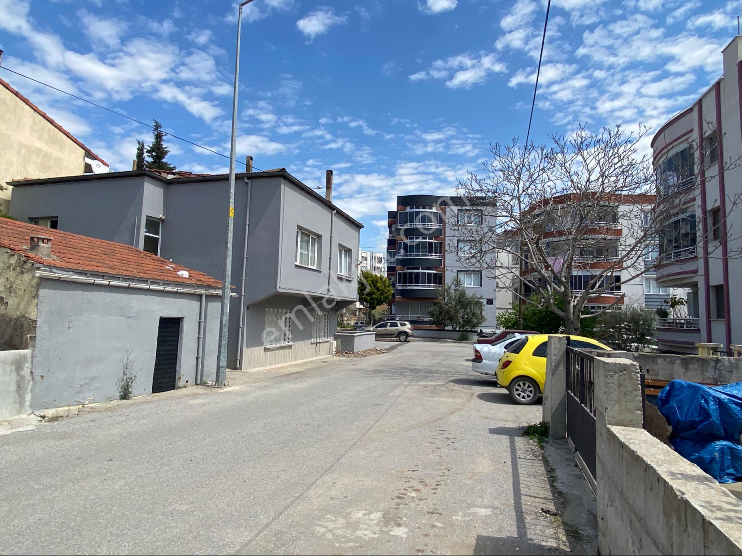 Aliağa Yenimahalle'de 2 Katlı Komple Satılık Müstakil Bina - Görsel 22