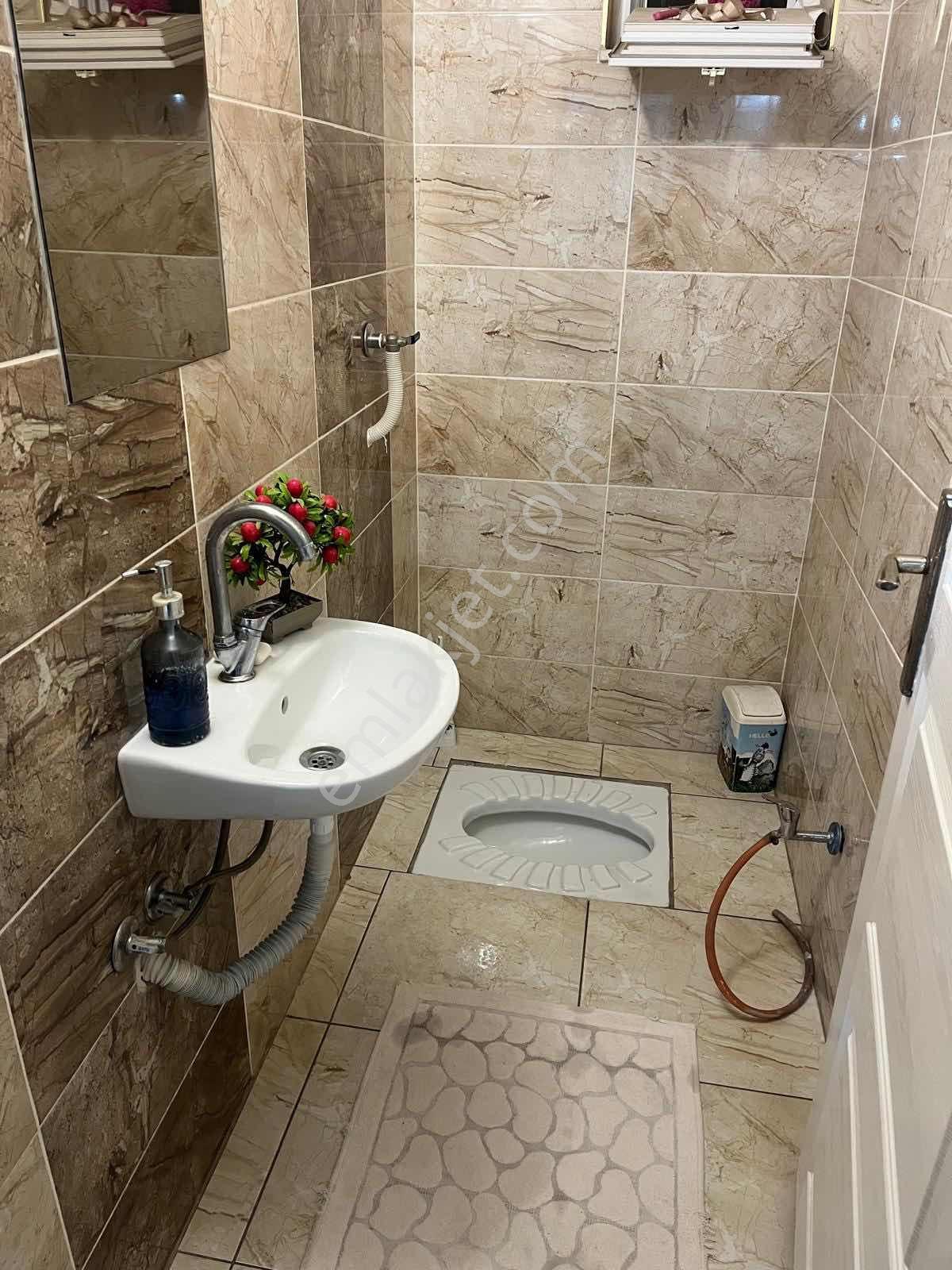 Habıbler Mah Ana Cadde Dibi Site İçi Geniş Yüksek Giriş - Görsel 4
