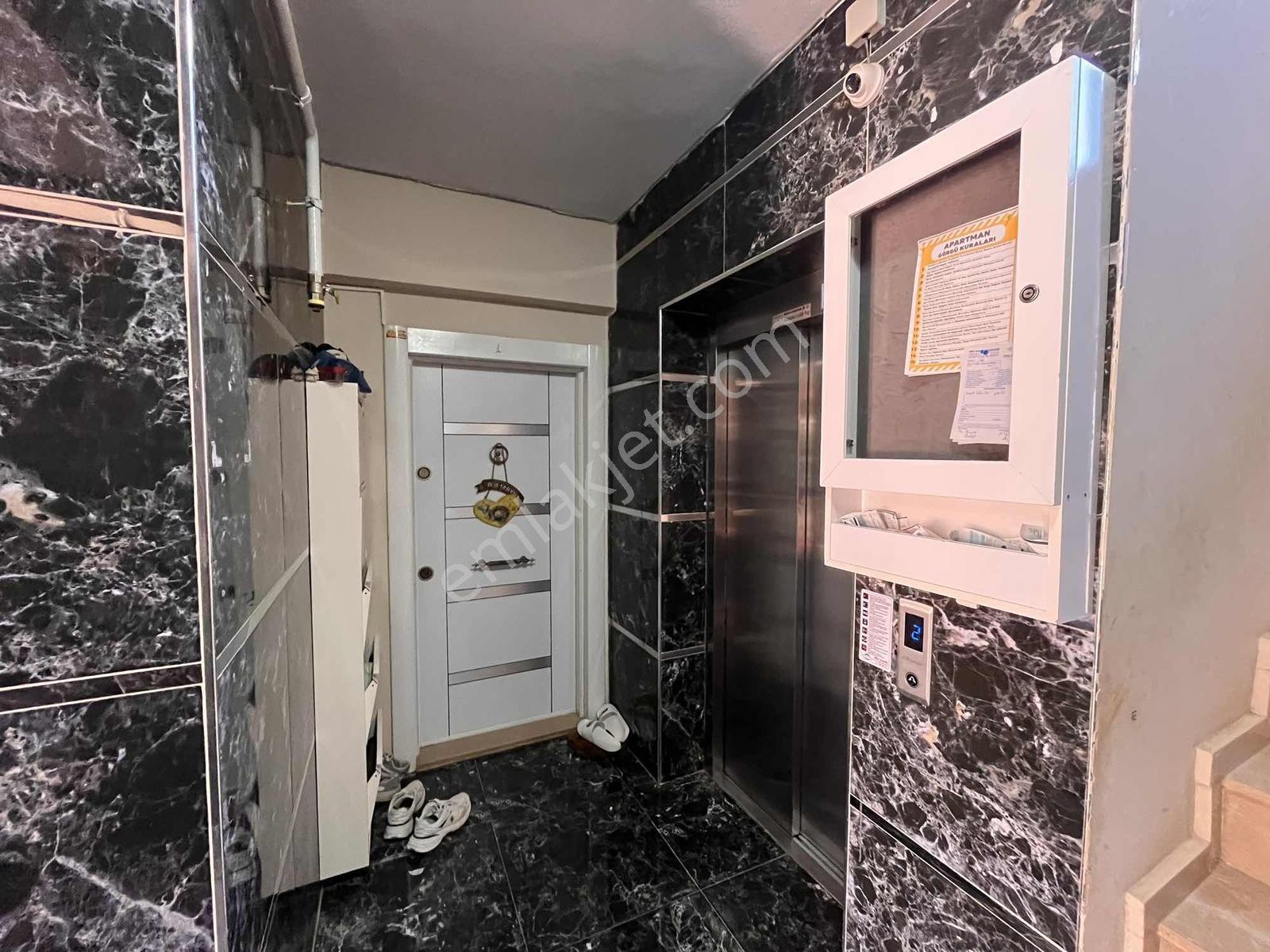 Habıbler Mah Ana Cadde Dibi Site İçi Geniş Yüksek Giriş - Görsel 3