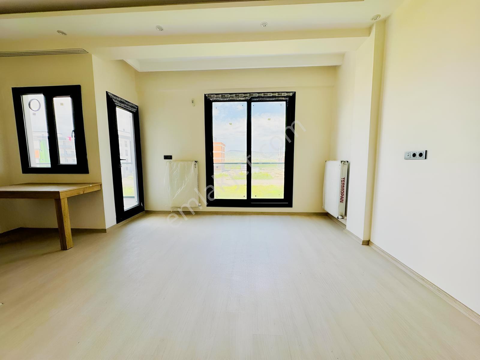 Asil Emlak'tan Site İçerisinde Ara Kat 1+1 Sıfır Daire - Görsel 4