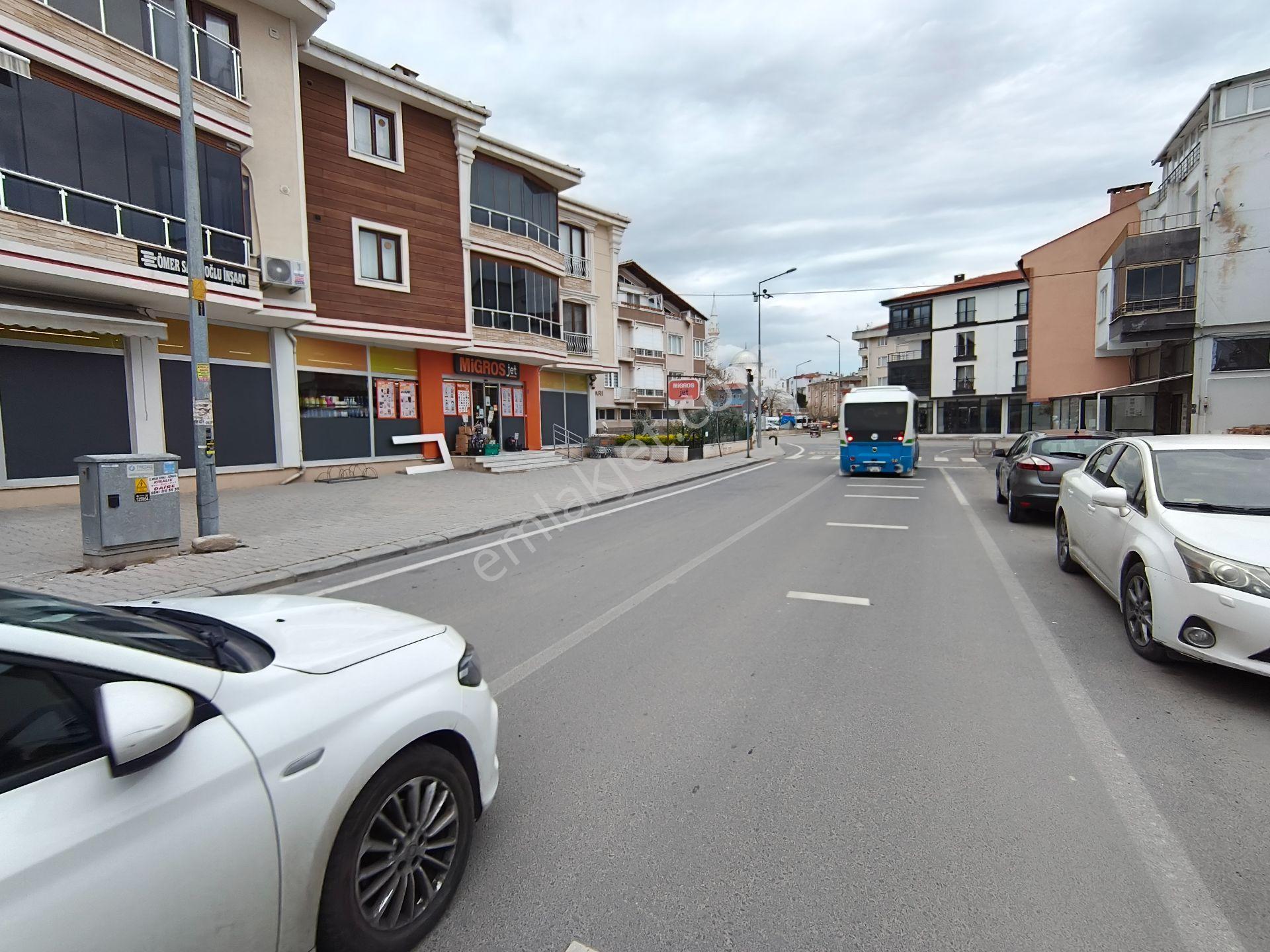 Bulut Yatırımdan 2+1 Marmara 16 Sitesinde Merkezi Konumda Denize Yakın Eşyalı Daire - Görsel 33