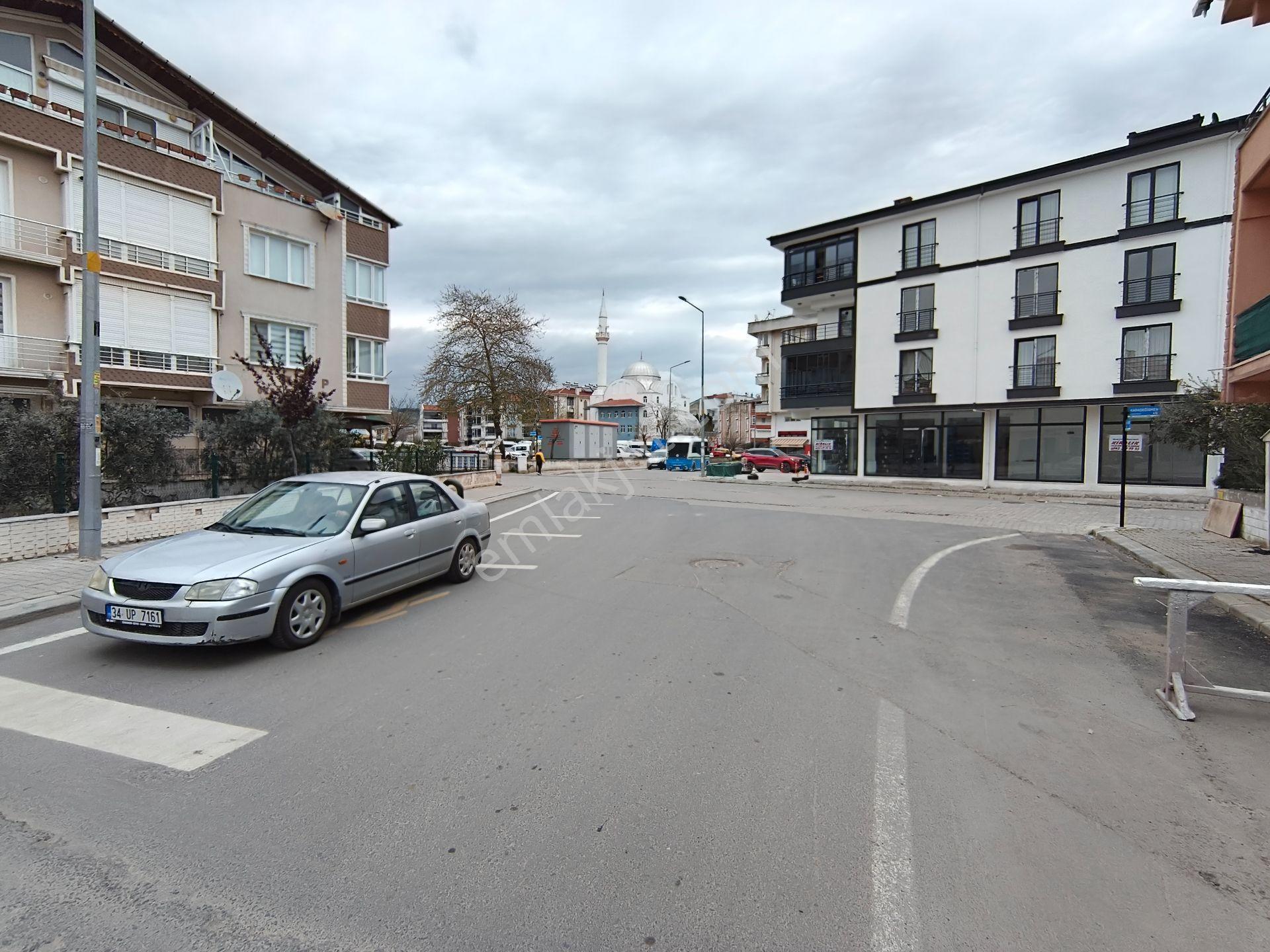 Bulut Yatırımdan 2+1 Marmara 16 Sitesinde Merkezi Konumda Denize Yakın Eşyalı Daire - Görsel 34