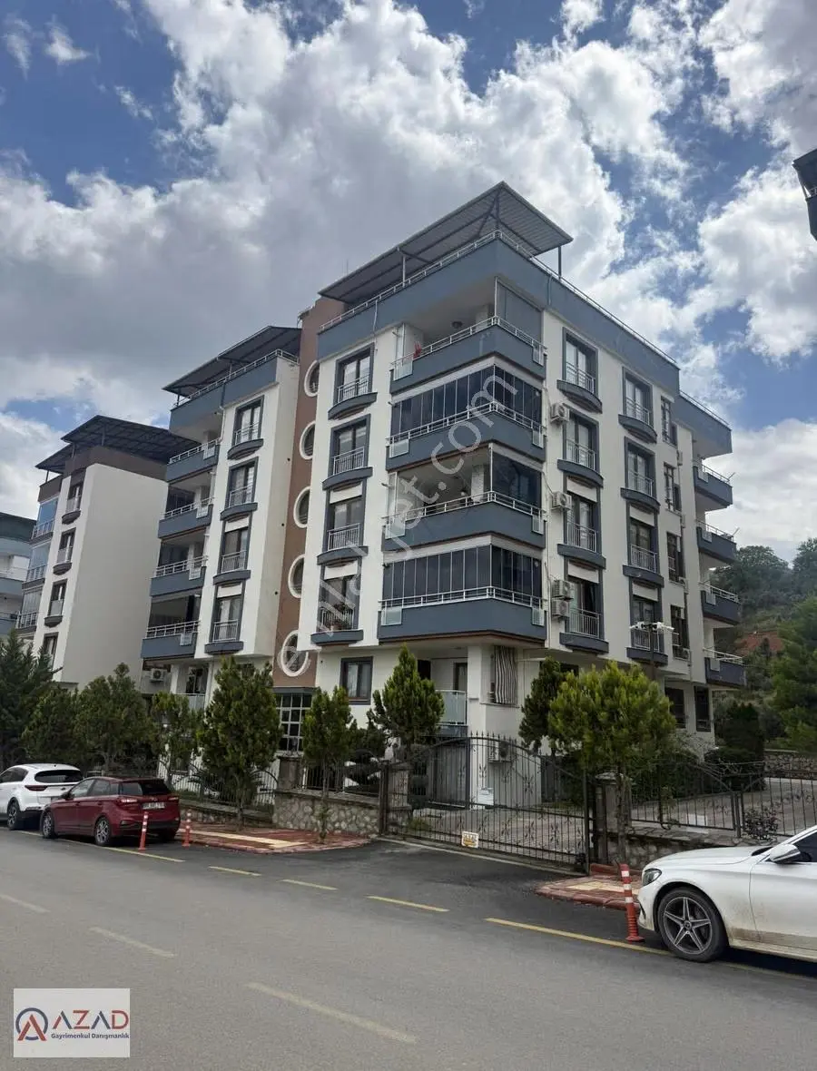 Azad- Fakıuşağı Site İçerisinde Satılık 4+1 (210m2) Ferah Daire