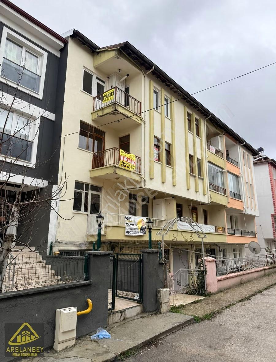Burdur Bahçelievler Mahallesinde Satılık 3+1 Daire - Görsel 2