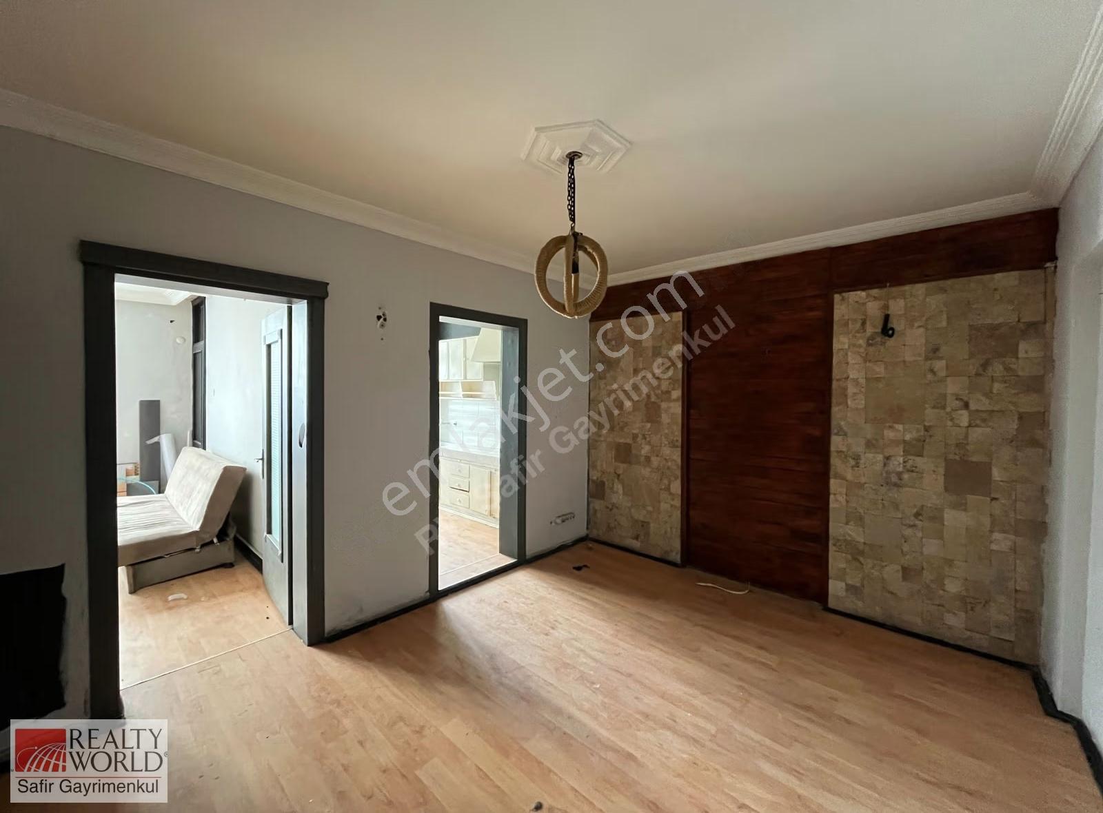 Çınar Meydanı Yakını 105m² Kullanım Alanı Olan Kiralık Ofis