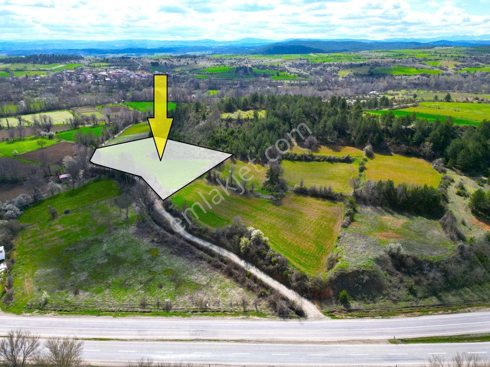 Garanti Emlak'tan İmar İzinleri Alınmış, 11.122m² Acil Satılık. - Görsel 2