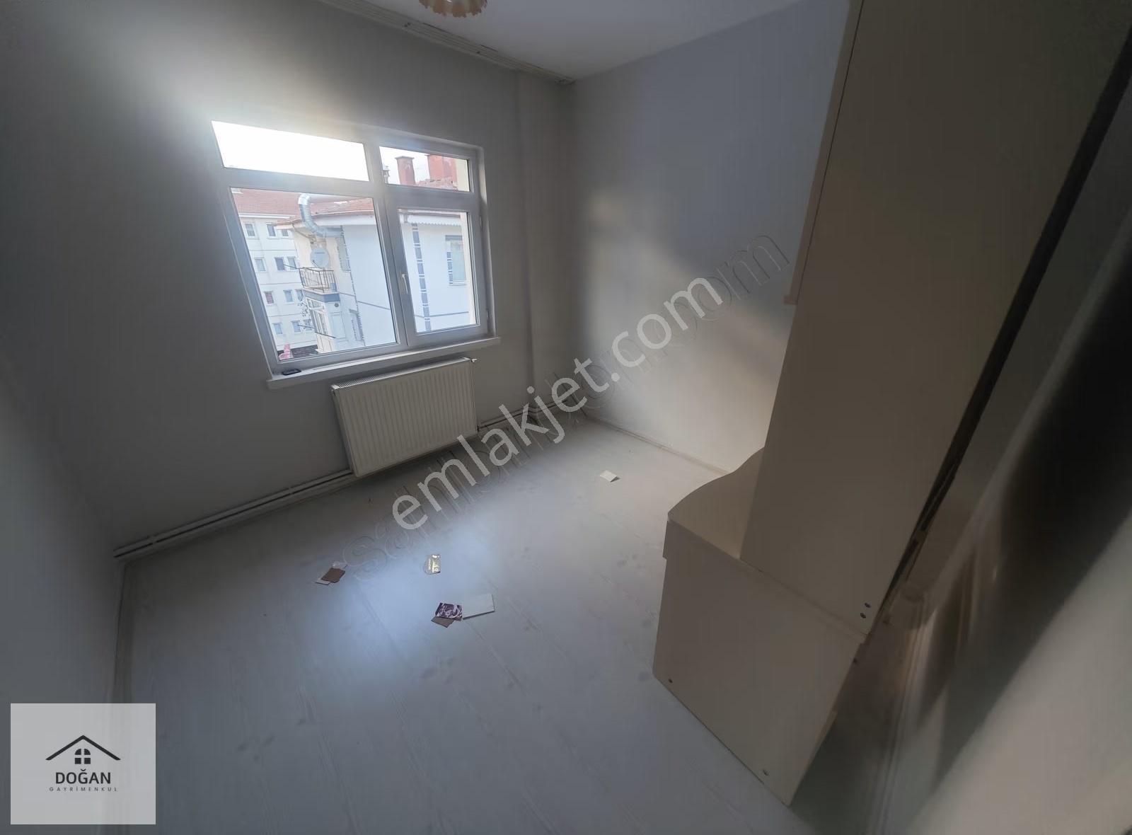 Sincan Atatürk'te Harika Konumda Yapılı 3+1 Kiralık Daire - Görsel 2