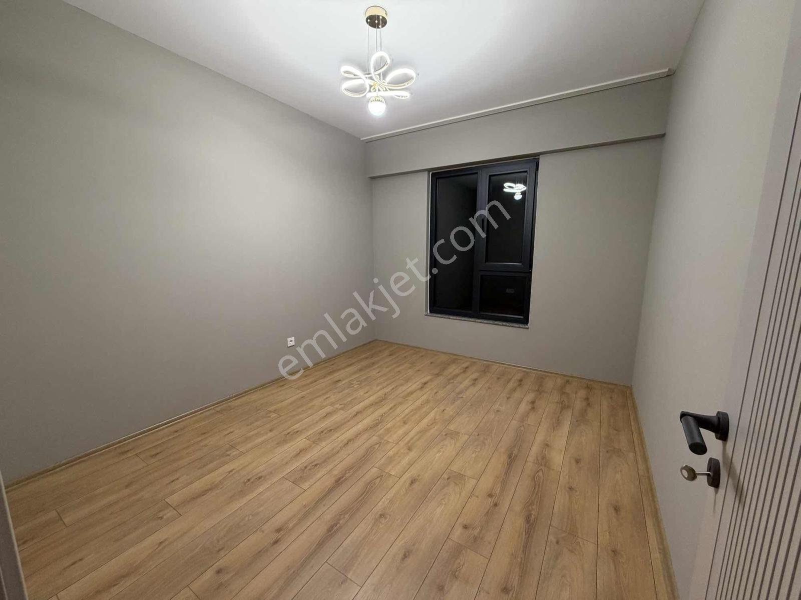 Green World Sitesinde Havuz Manzaralı Ultra Lüx Kiralık 3+1 - Görsel 22