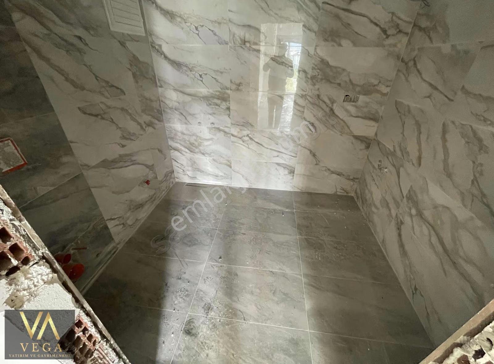 Güzelyurt Mahallesi'nde Site İçi Satılık Sıfır 2+1 95m2 Arakat - Görsel 8