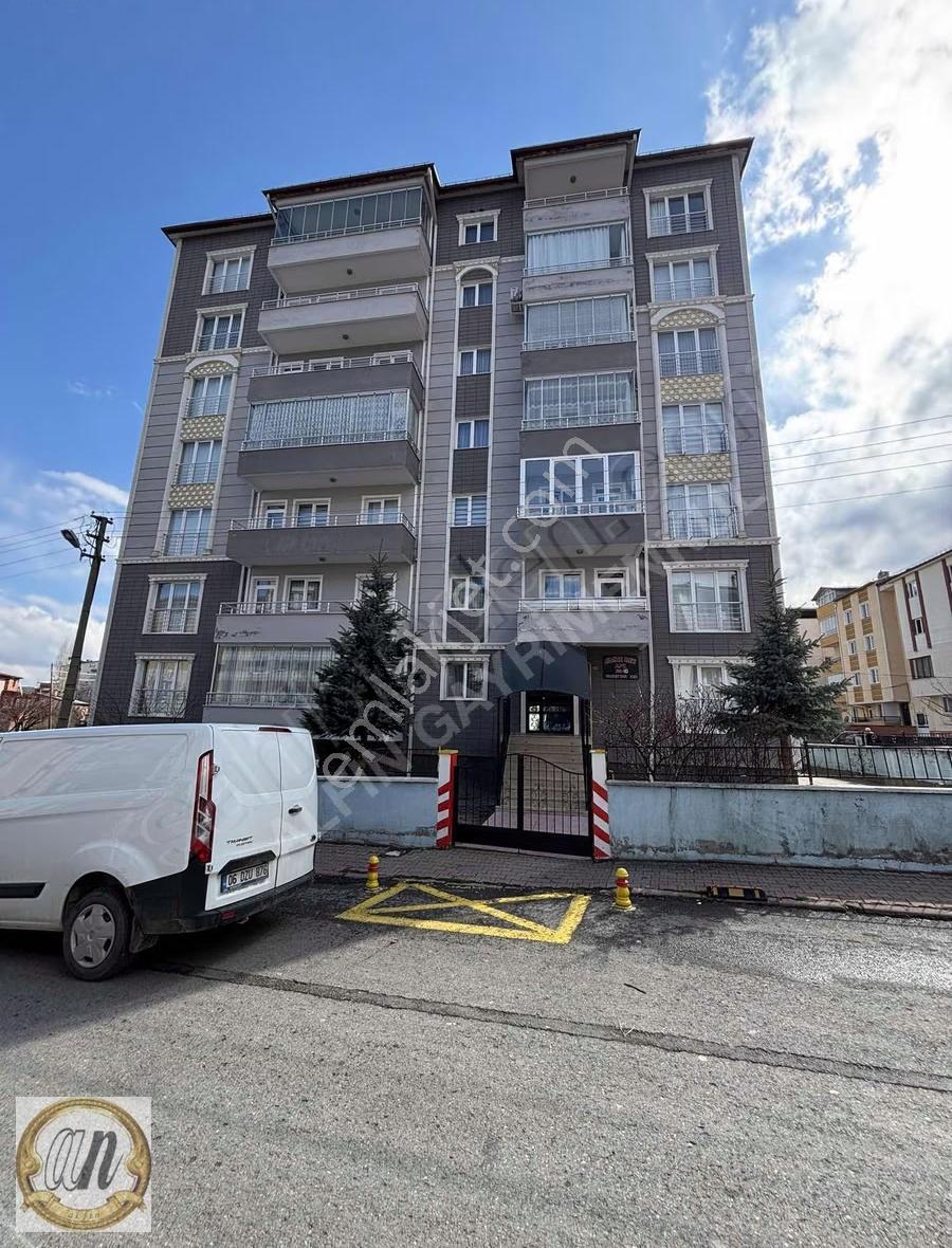 Alfin Gayrimenkul'den Huzur'da Masrafsız Satılık 3+1 Daire