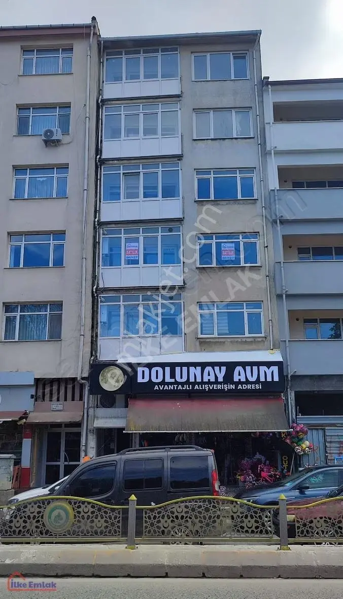 Ayşekadın Cadde Üzeri-şükrüpaşa Okulu Karşısı-ara Kat 3+1