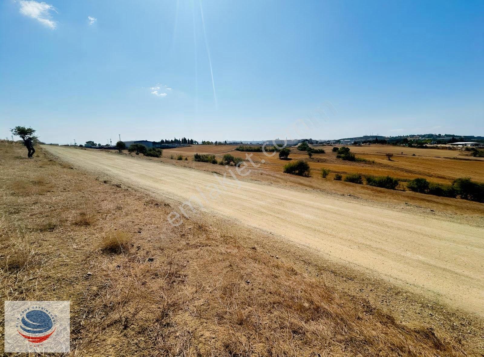 Gebze Pelitli Mah'de Kiralık Ticari İmarlı 10.500 M² Arsa