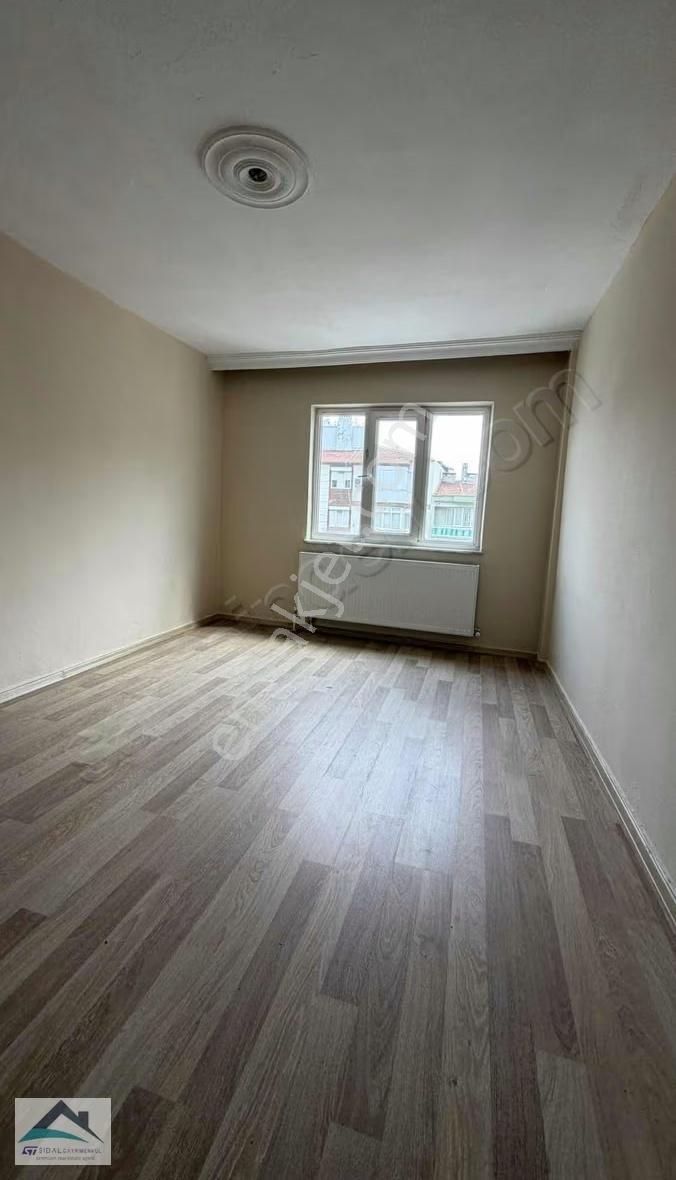 Ege Mahallesi Süper Mevkii'de Kiralık Geniş Daire - Görsel 8