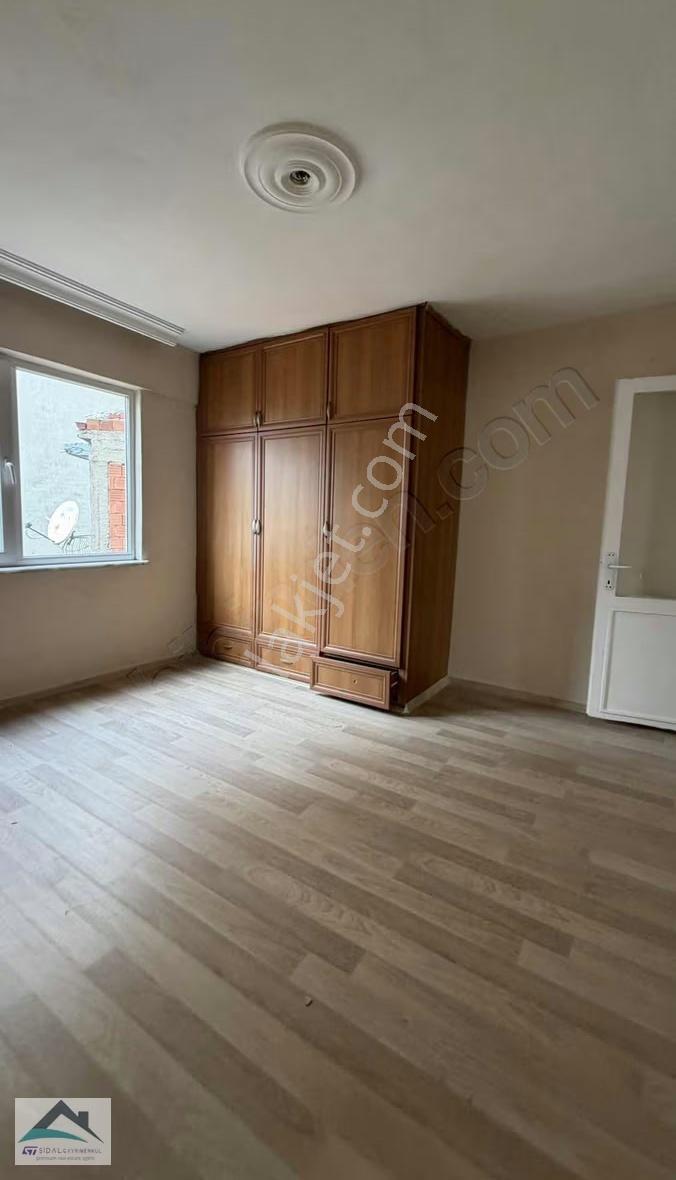 Ege Mahallesi Süper Mevkii'de Kiralık Geniş Daire - Görsel 16