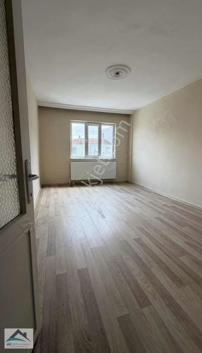 Ege Mahallesi Süper Mevkii'de Kiralık Geniş Daire - Görsel 15