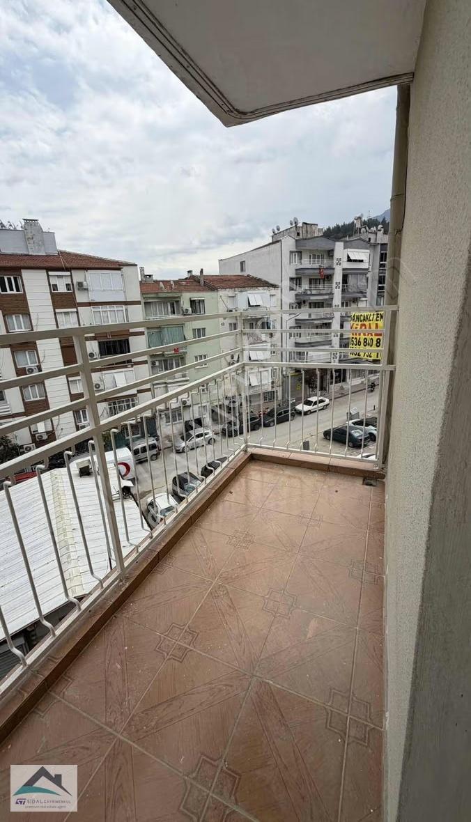 Ege Mahallesi Süper Mevkii'de Kiralık Geniş Daire - Görsel 25