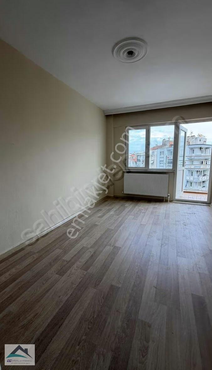 Ege Mahallesi Süper Mevkii'de Kiralık Geniş Daire - Görsel 3