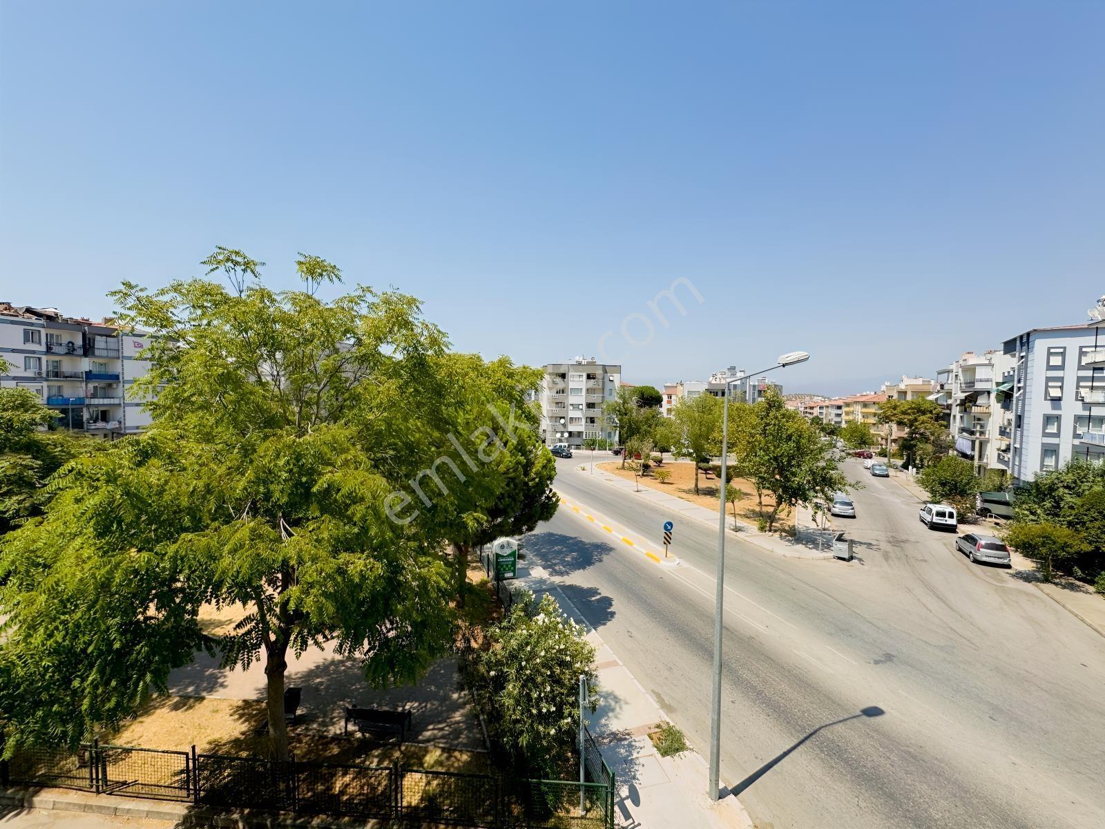 Kent Gayrimenkul'den Hürriyet Mahallesi'nde Kiralık 4+1 Daire - Görsel 10
