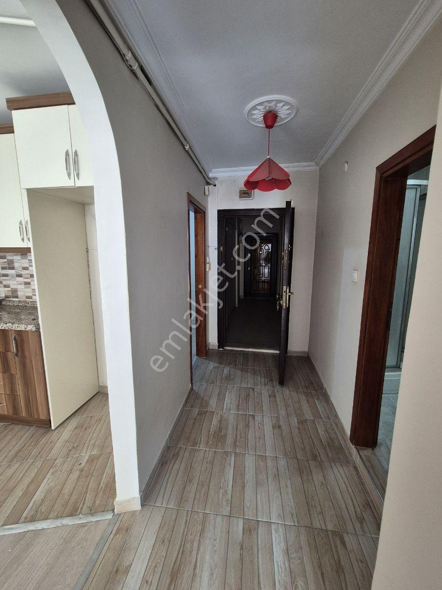 Dikilitaşta Tadilatlı Bakımlı Boş Ara Kat 2+1 Satılık Daire - Görsel 6