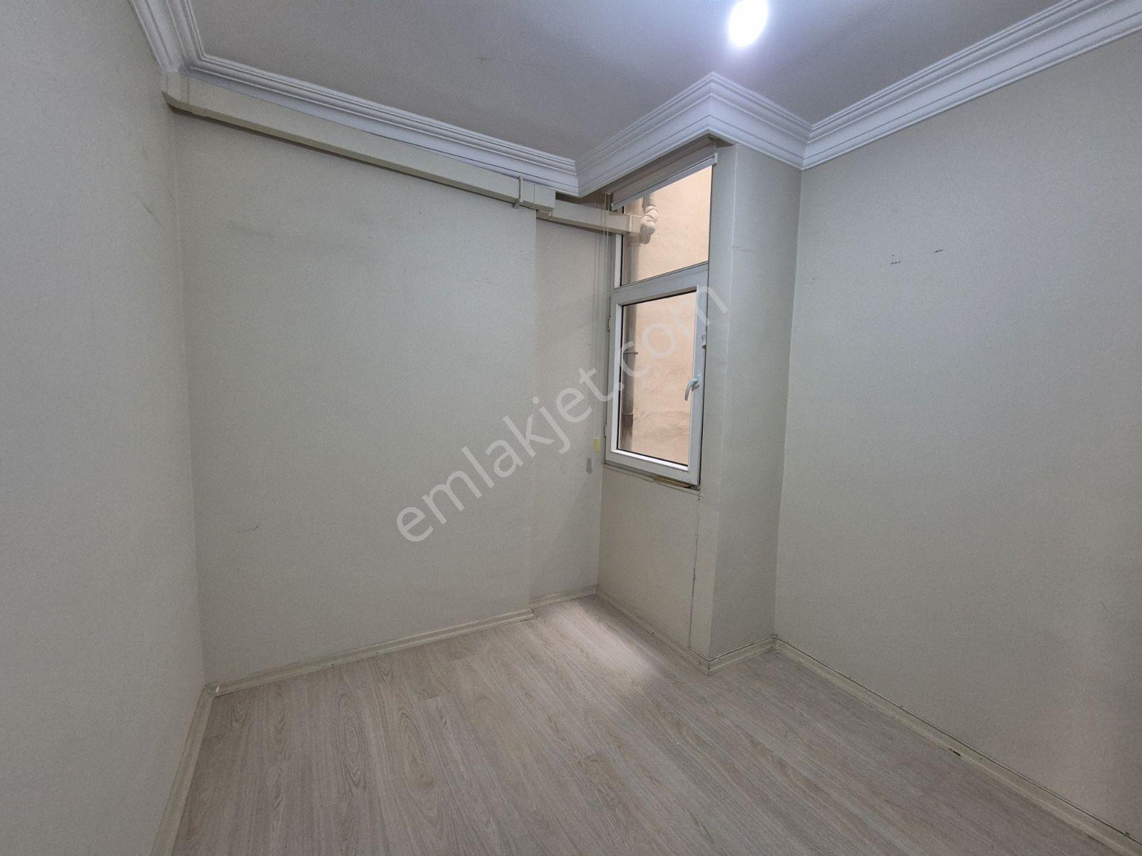 Dikilitaşta Tadilatlı Bakımlı Boş Ara Kat 2+1 Satılık Daire - Görsel 10