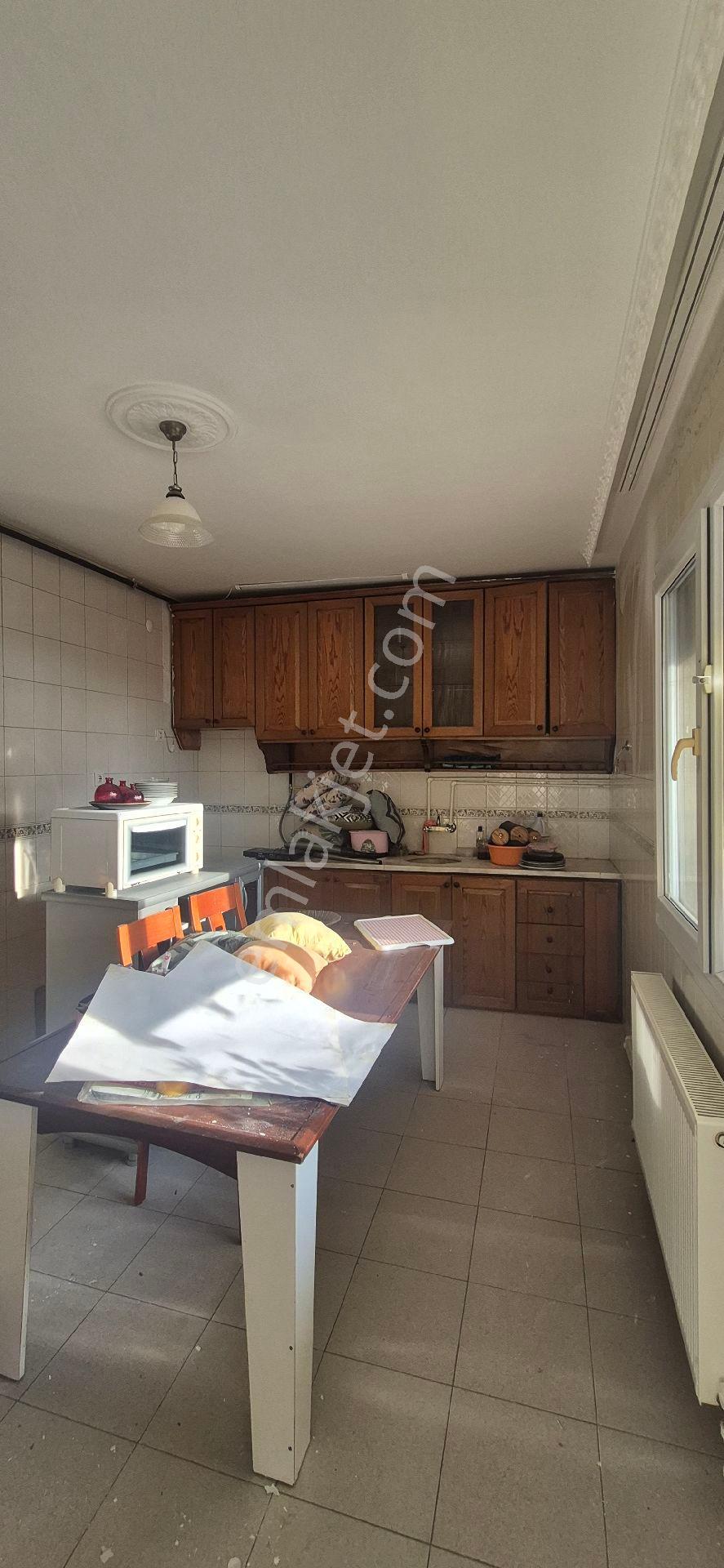 Bornova Pınarbaşında 2+1 Satılık Daire . - Görsel 26