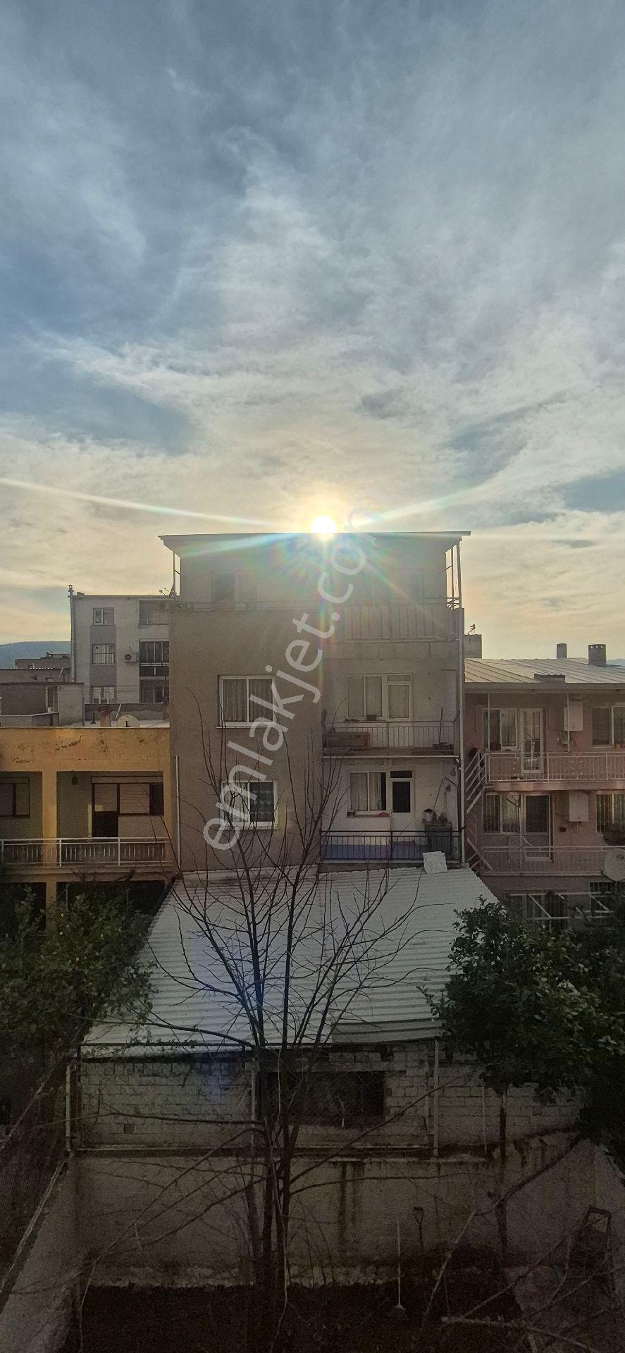 Bornova Pınarbaşında 2+1 Satılık Daire . - Görsel 21