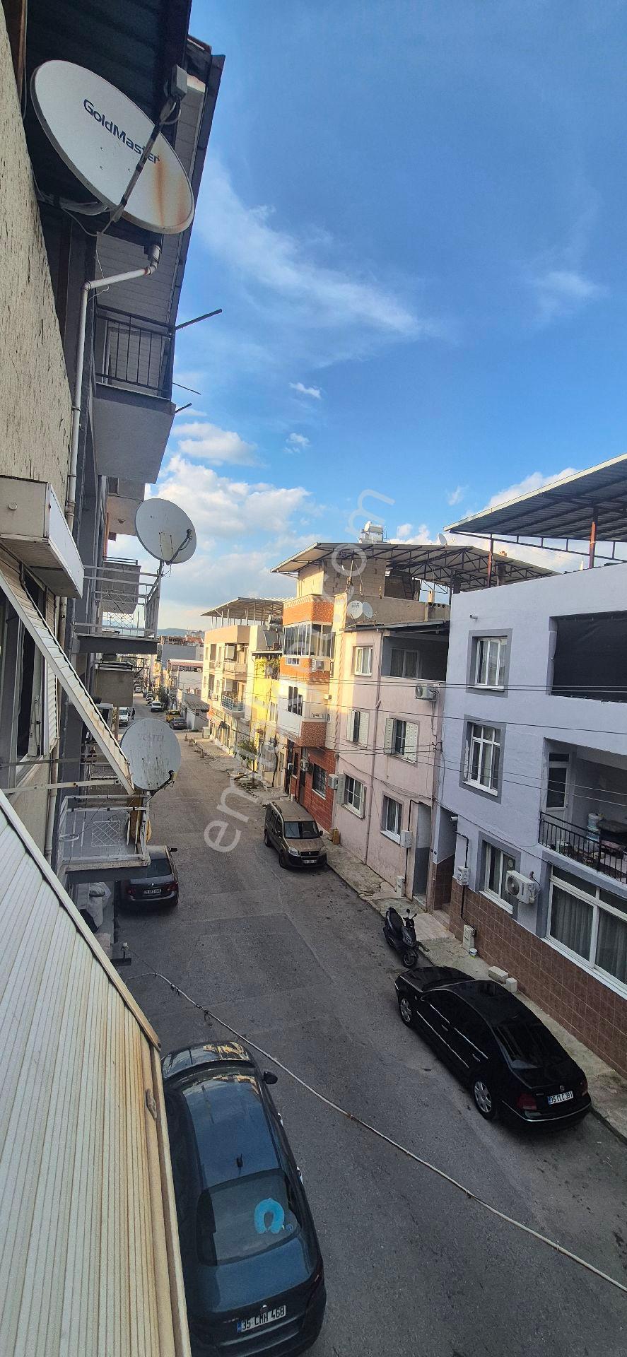 Bornova Pınarbaşında 2+1 Satılık Daire . - Görsel 14