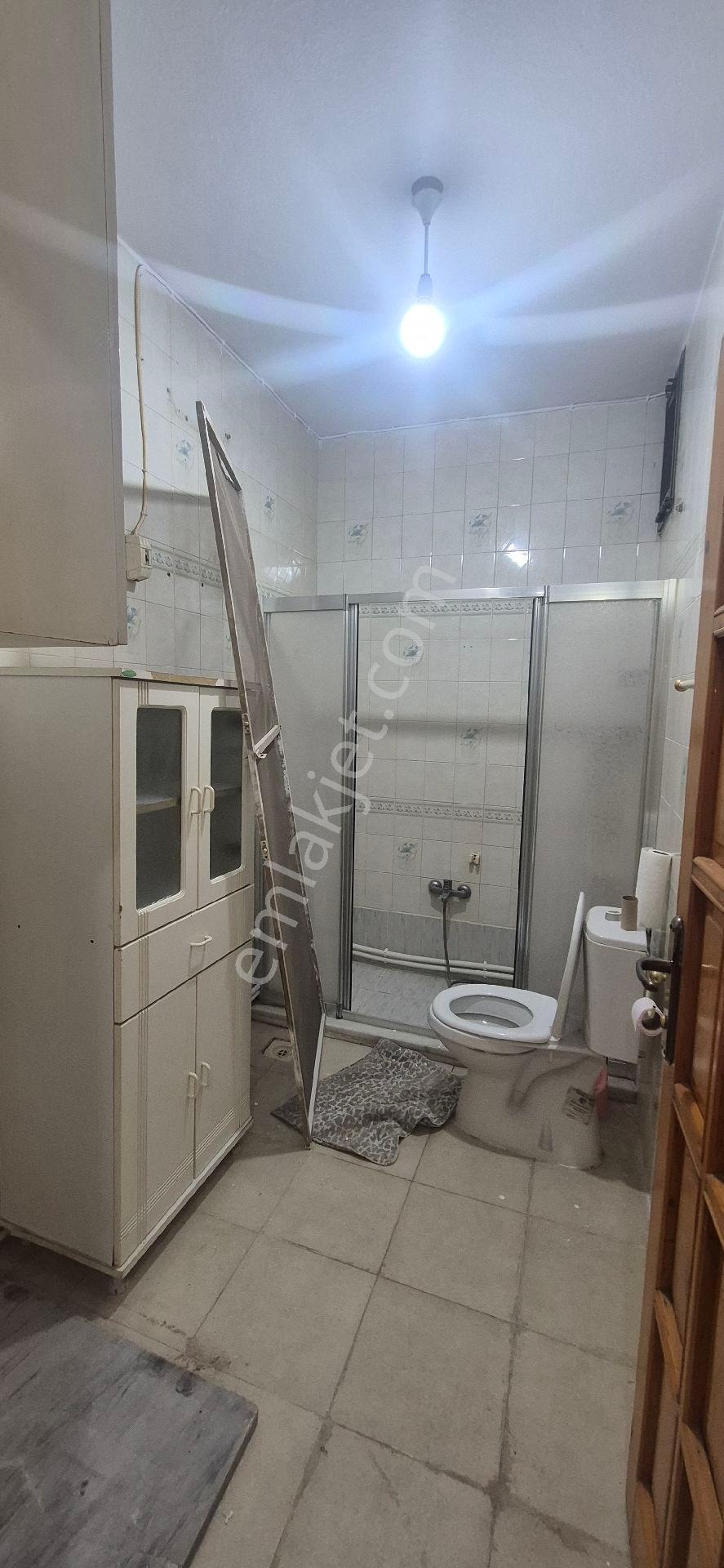 Bornova Pınarbaşında 2+1 Satılık Daire . - Görsel 12