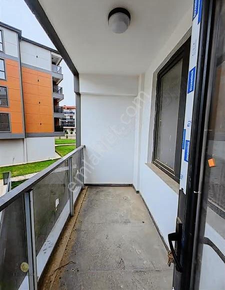 Hatip Mah. De Havuzlu Güvenlikli Site İçi 2+1 110m² Lüx Daire - Görsel 11