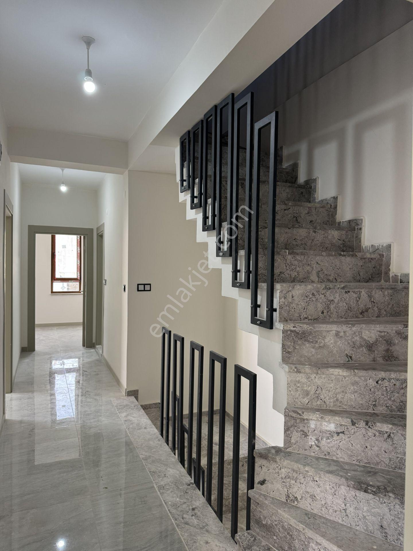 Şirintepe Kalafat Yolunda Deniz İnşaat Güvencesiyle Lüks 4+1 İkiz Villa - Görsel 18