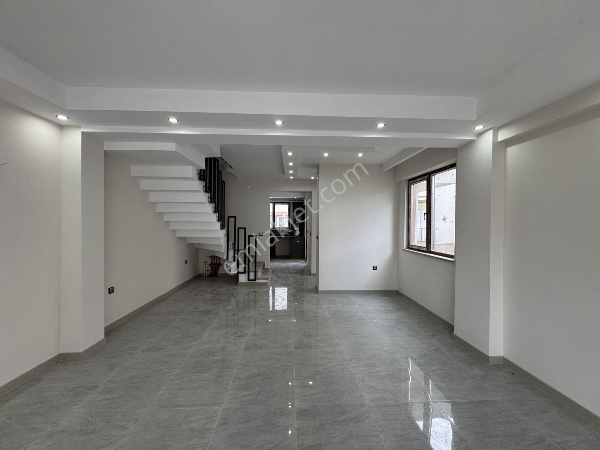 Şirintepe Kalafat Yolunda Deniz İnşaat Güvencesiyle Lüks 4+1 İkiz Villa - Görsel 5