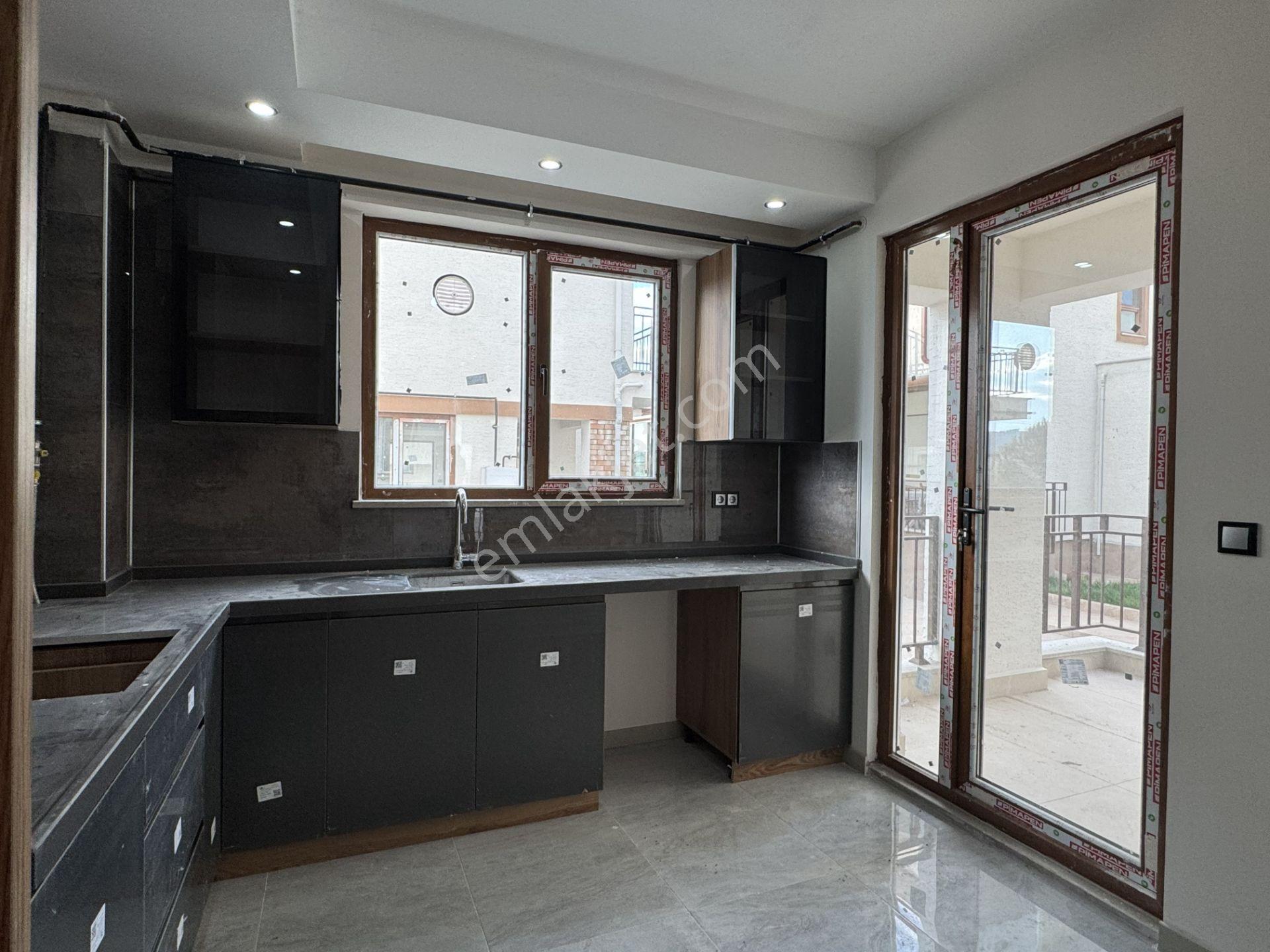 Şirintepe Kalafat Yolunda Deniz İnşaat Güvencesiyle Lüks 4+1 İkiz Villa - Görsel 12