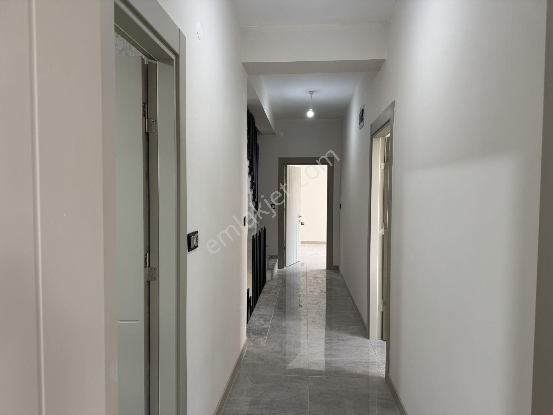 Şirintepe Kalafat Yolunda Deniz İnşaat Güvencesiyle Lüks 4+1 İkiz Villa - Görsel 26