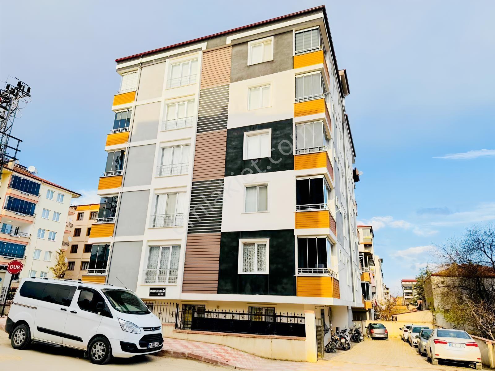 Arzum Gayrimenkul Danışmanlıktan Kafeler Caddesinde 2+1 Daire - Görsel 20
