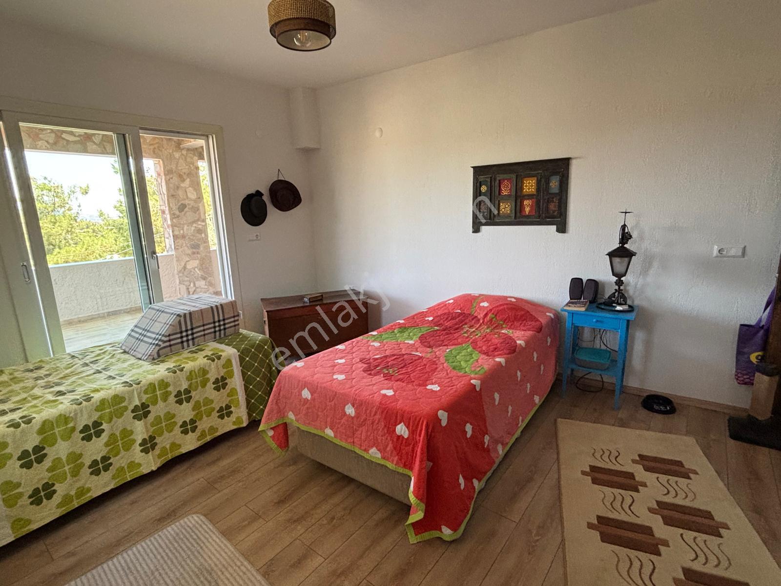 İzmir Kemalpaşa Aşağıkızılca’da 6.704 M² Arsa İçinde Taş Ev, Havuzlu, Bahçeli Yapı Kullanımlı - Görsel 23