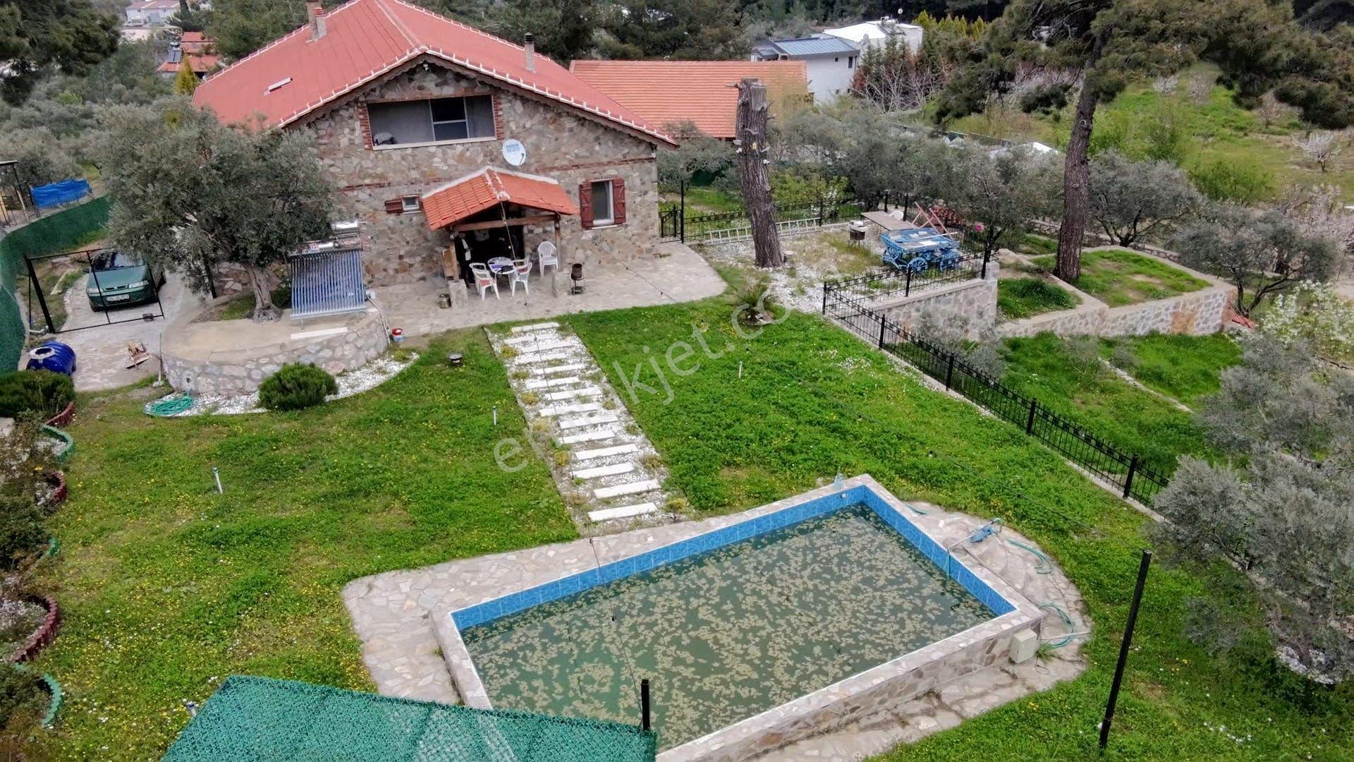 İzmir Kemalpaşa Aşağıkızılca’da 6.704 M² Arsa İçinde Taş Ev, Havuzlu, Bahçeli Yapı Kullanımlı - Görsel 32