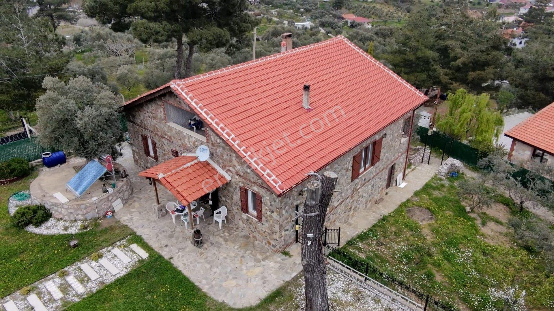 İzmir Kemalpaşa Aşağıkızılca’da 6.704 M² Arsa İçinde Taş Ev, Havuzlu, Bahçeli Yapı Kullanımlı - Görsel 5