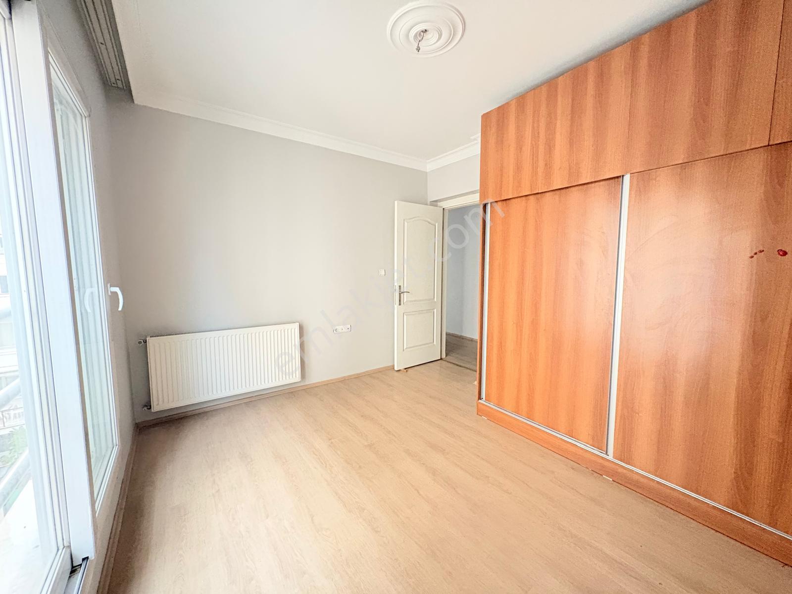 Bornova Erzenede 2 Cepheli, 2+1, Ara Kat, Asansörlü Satılık ! - Görsel 13