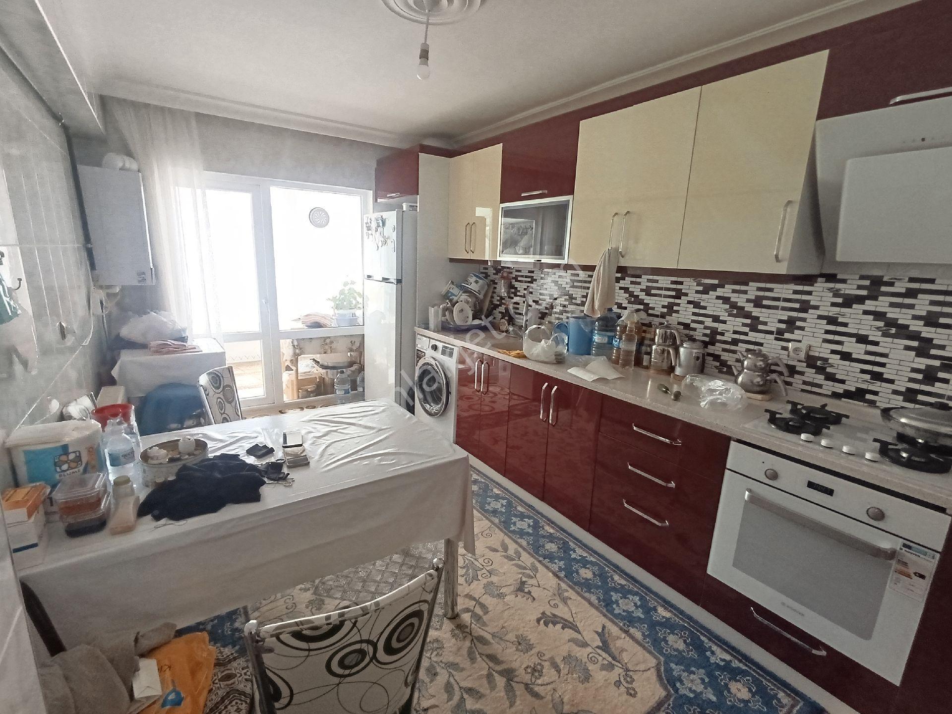 Yükseltepe Mah Satılık 3+1 Yapılı Geniş Ferah Daire 4 Kat - Görsel 4