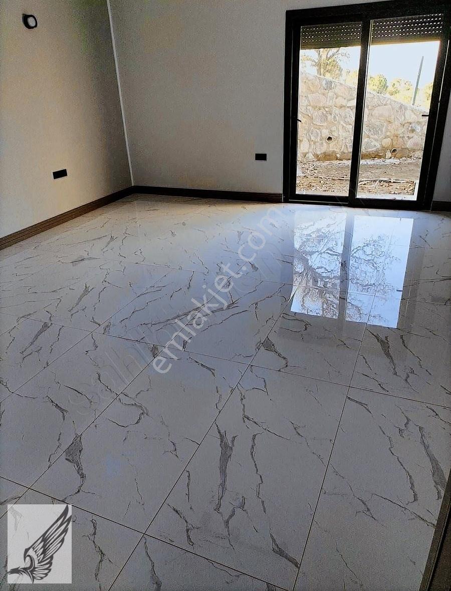 Güzelbahçe Küçükkaya'da 4250 M² Tarla İçinde Satılık Villa - Görsel 17