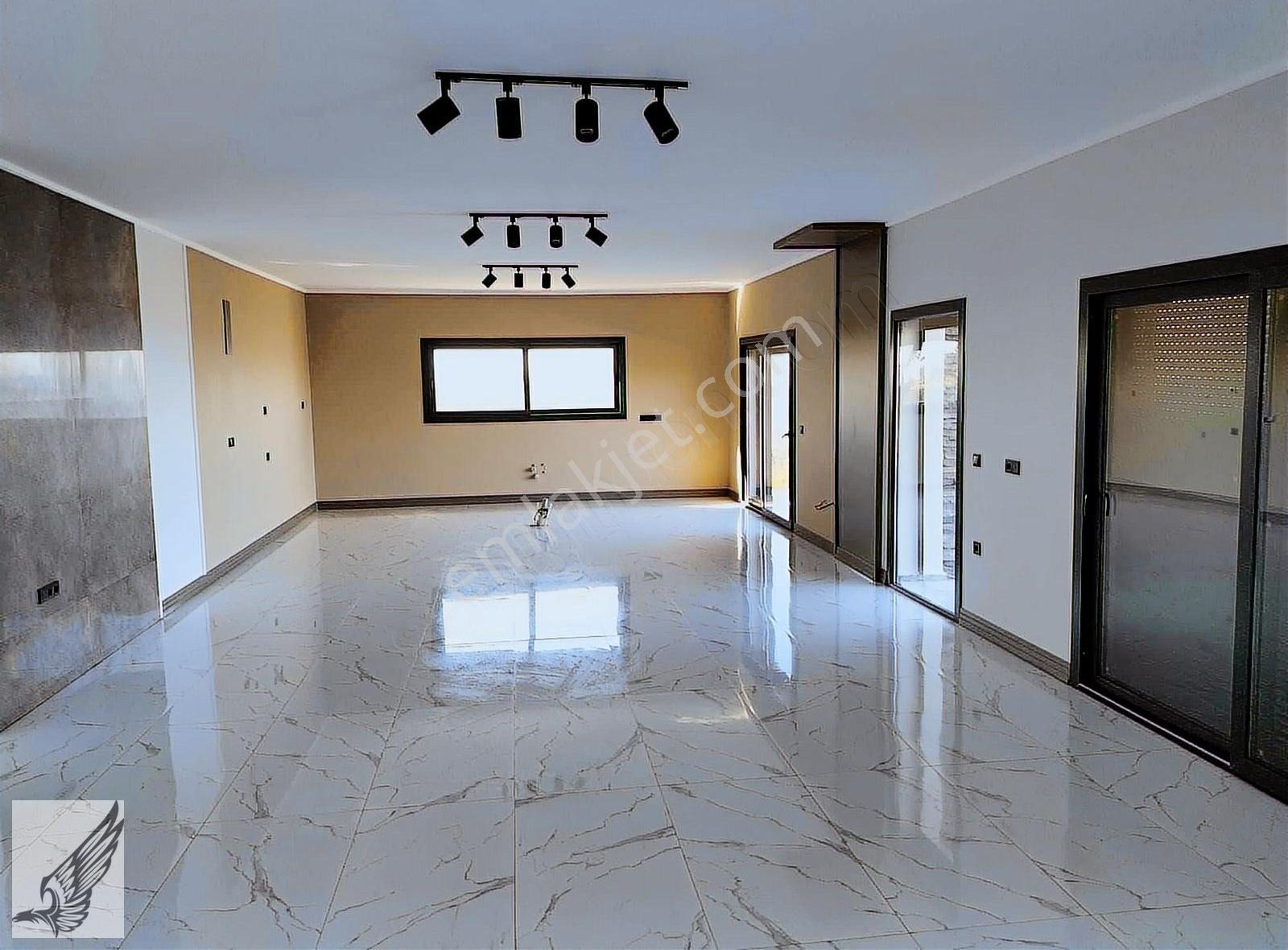 Güzelbahçe Küçükkaya'da 4250 M² Tarla İçinde Satılık Villa - Görsel 3
