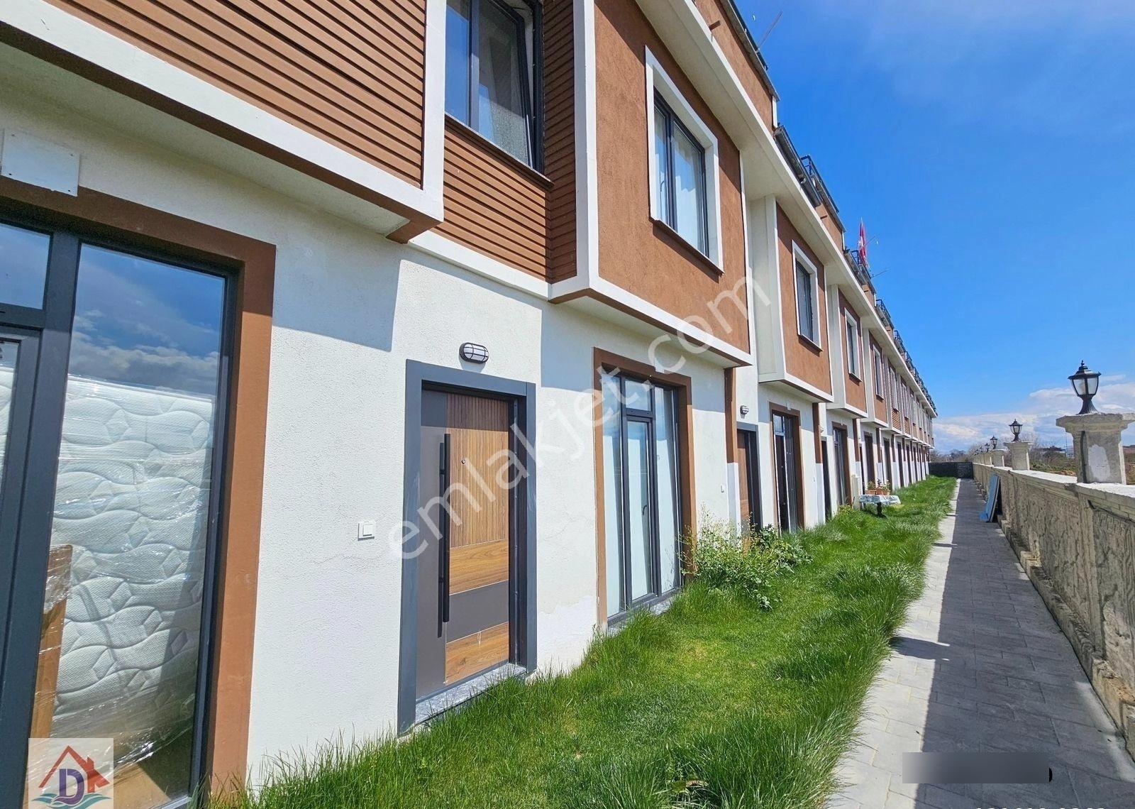 Deniz'den 3+1 Yerden Isıtmalı, Denize Yakın Fırsat Villa - Görsel 8
